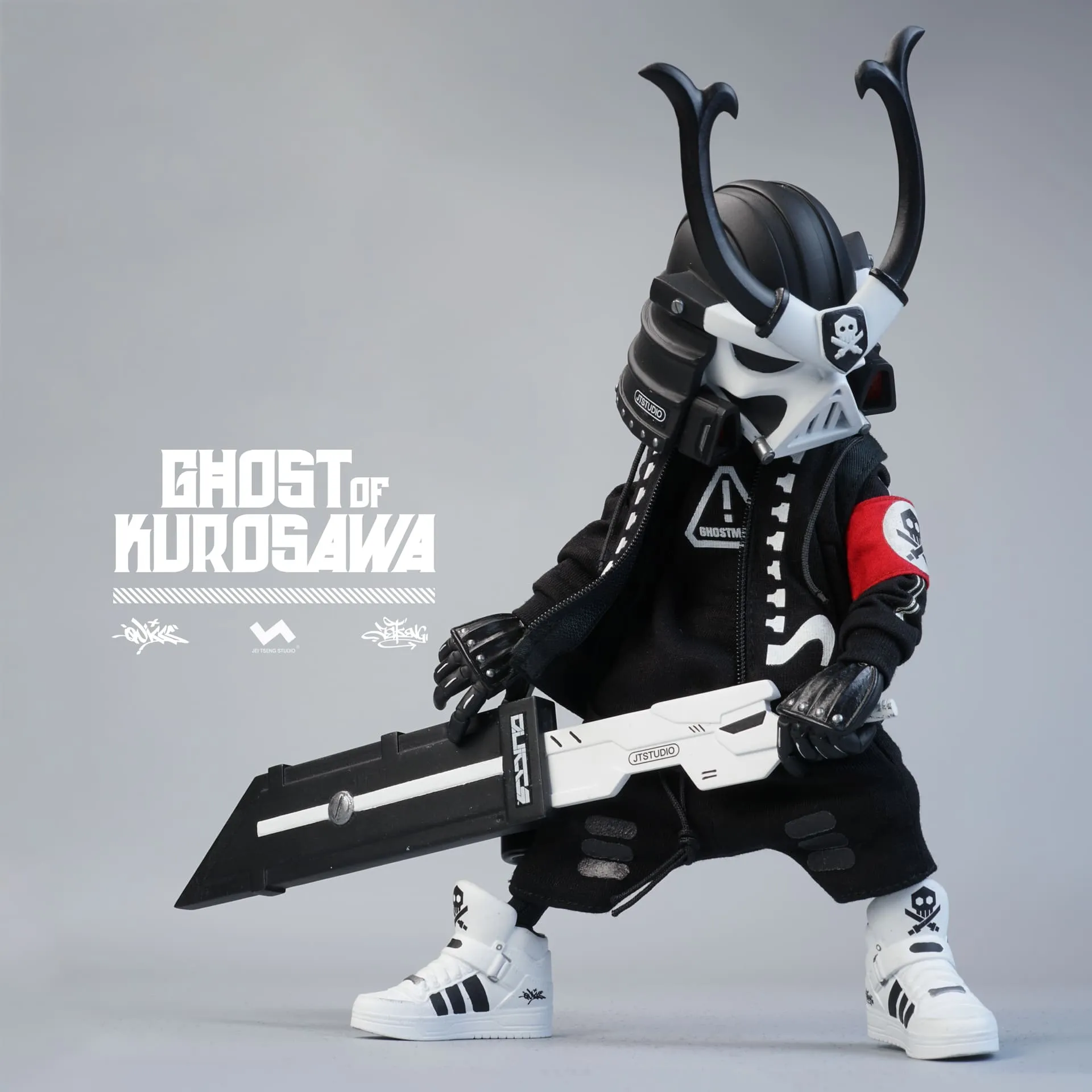 1:8 GHOST OF KUROSAWA ACTION FIGURES 8" 2GO Series #2 Kurosawa Original Black   Kurosawa White Ghost