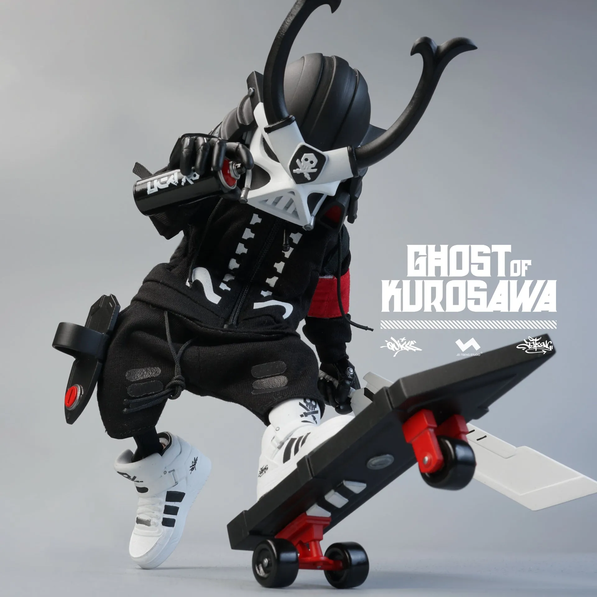 1:8 GHOST OF KUROSAWA ACTION FIGURES 8" 2GO Series #2 Kurosawa Original Black   Kurosawa White Ghost