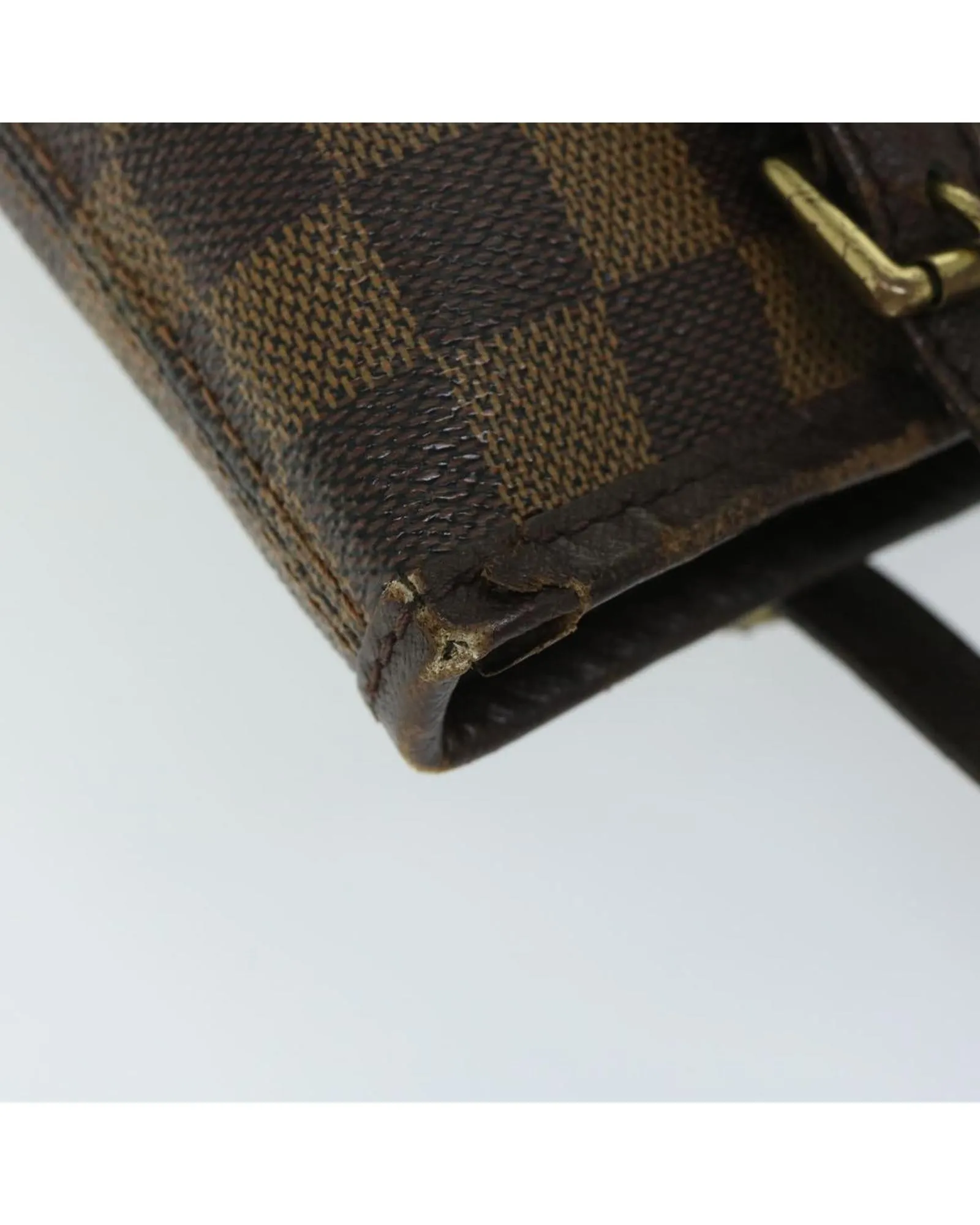 Damier Ebene Shoulder Bag with Adjustable Strap and Multiple Compartments