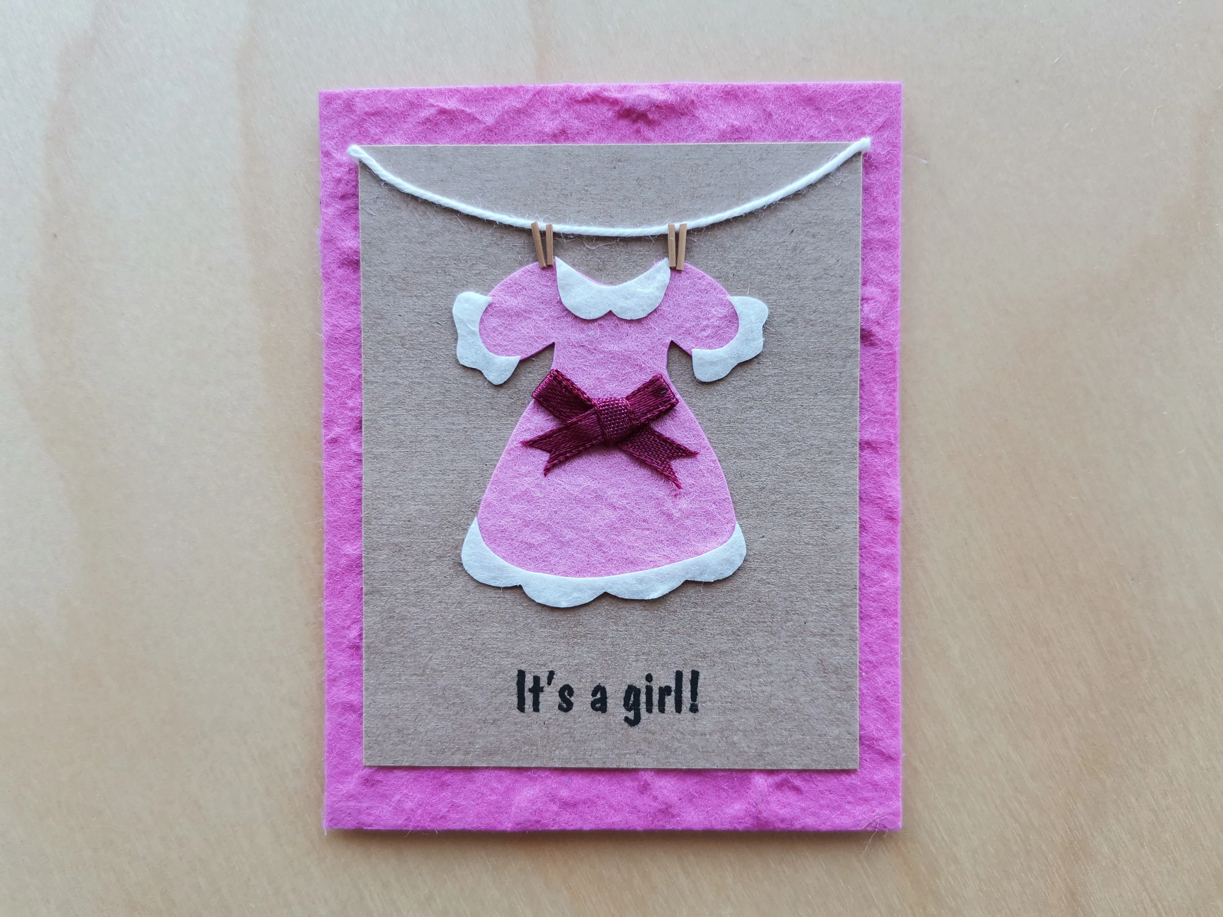 Mini Card: Clothesline Baby Girl (921)